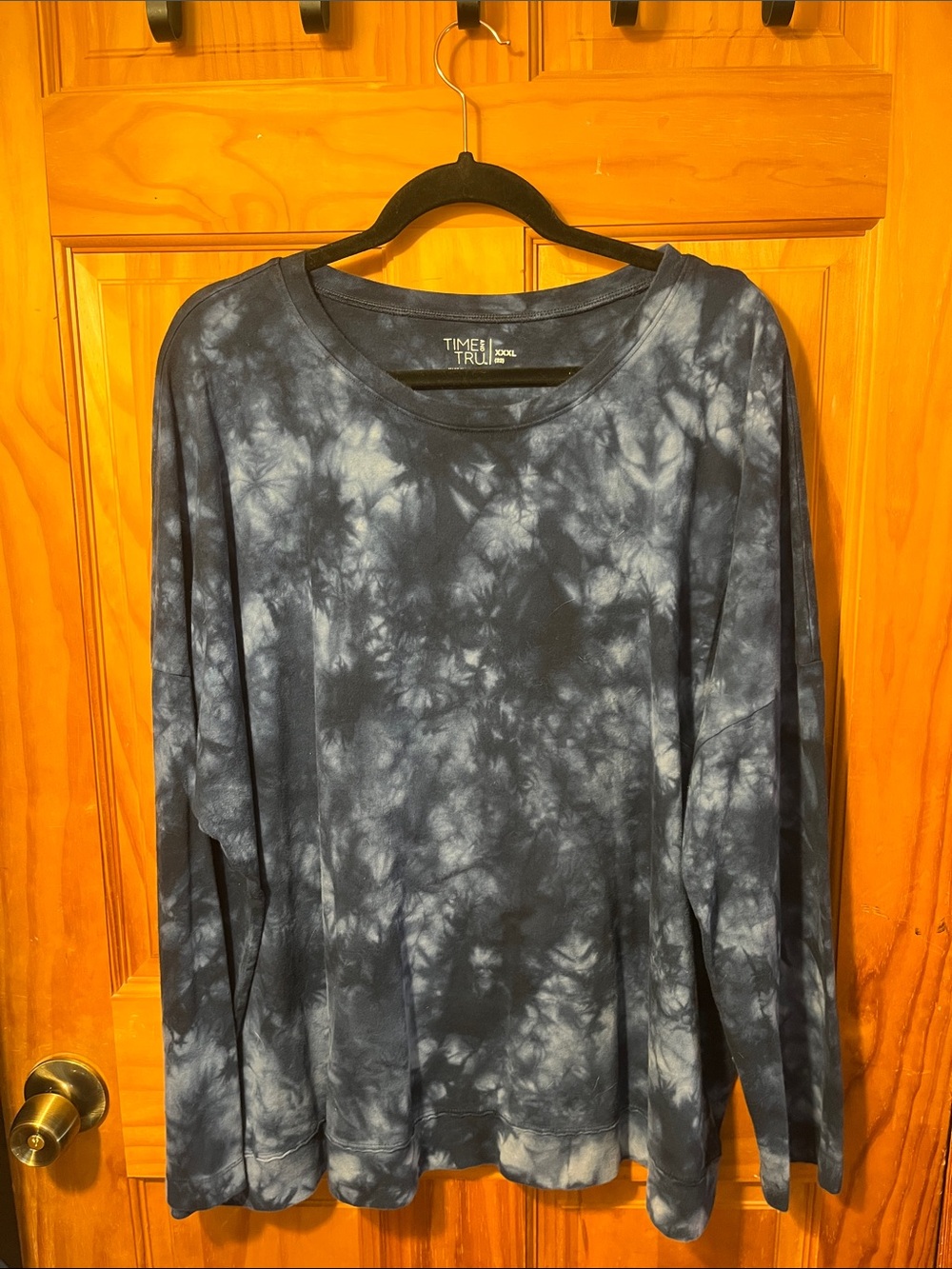 Time and Tru Navy and Gray Tie-Dye Long Sleeve Top